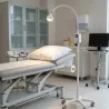 LAMPE D’EXAMEN LED 6W AVEC VARIATEUR MEDICLINIC SUR PIED MOBILE - pieds à roulettes