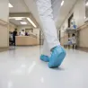 COUVRE-CHAUSSURES NON TISSÉS ANTIDÉRAPANTS LABORATOIRES EUROMEDIS - lot de 50 paires